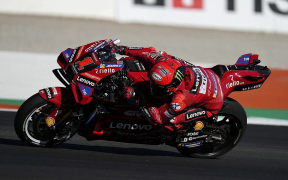 Bagnaia, la Un Pas de Istorie: Luptă pentru Titlul MotoGP în Weekend-ul Final