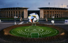 Descoperă mingea oficială UEFA Euro 2024 - FUSSBALLLIEBE de la Adidas