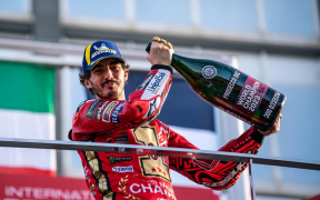 Francesco Bagnaia Face Istorie la Valencia: Câștigă Al Doilea Titlu Consecutiv de MotoGP