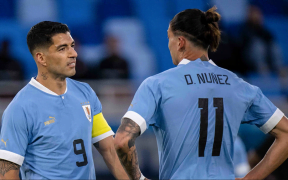 Suarez Aplaudă Performanța lui Darwin Nunez și Identifică Două Figuri Asemănătoare în Atac