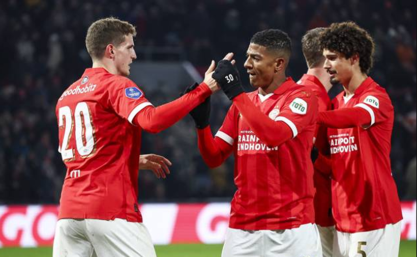 PSV Eindhoven, Pas Sigur către Titlu: Victorie cu 2-0 împotriva lui Heerenveen