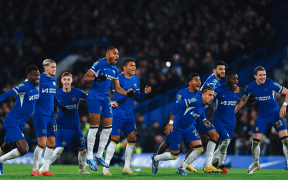 Chelsea și Fulham în Semifinalele Cupei EFL: Seară Similară de Suspans și Emoții