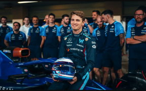 Logan Sargeant Asigură Ultimul Loc în Grila de Start pentru Sezonul de Formula 1 2024