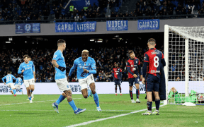 Napoli Se Impune Acasă Împotriva lui Cagliari în Serie A