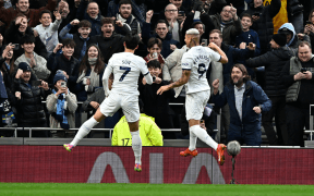 Tottenham Învinge Everton cu 2-1 într-un Meci Captivant din Premier League