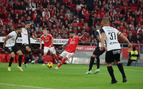 Benfica Dezamăgește în Remiza cu Farense: 1-1 pe Estadio da Luz