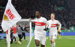Demonstrație de Forță a lui VfB Stuttgart: Borussia Dortmund Învinsă cu 2-0 în Cupa Germaniei!