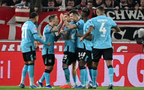 Leverkusen Șovăie în fața lui Stuttgart, dar Păstrează Avantajul în Bundesliga