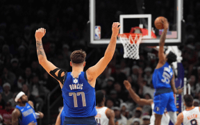Luka Doncic, Performanță de Excepție cu 50 de Puncte în Victoria lui Dallas Mavericks Asupra Celor de la Phoenix Suns