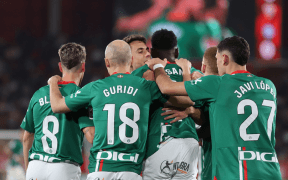 La Liga: Alaves Zdrobește Almeria într-un Meci de Coșmar pentru Ultima Clasată
