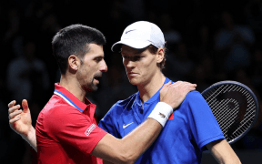 Djokovic vs. Sinner: Duel Incendiar în Semifinalele Australian Open