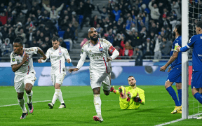 Olimpique Lyon A Învins Greu cu 1-0 Olimpique Marseille într-un Duel Tensionat