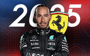 Lewis Hamilton Schimbă Culorile: De la Argintiu Mercedes la Roșu Ferrari în 2025!