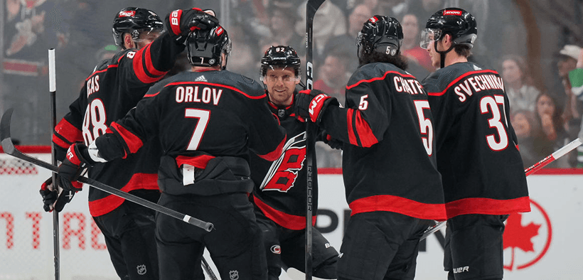 Dmitry Orlov Strălucitor și Carolina Hurricanes Demolează Ottawa Senators cu 7-2!