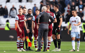 Dramă la Londra în Premier League: Aston Villa Egalează West Ham pe Final de Meci