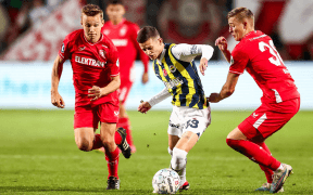 Bătălia Pentru Szymanski de la Fenerbahce: Premier League vs. Serie A
