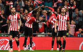 Athletic Bilbao Zdrobește Atletico Madrid cu 3-0 și Se Califică în Finala Copa del Rey!