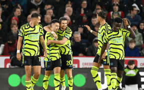 Arsenal Zdrobește Sheffield United cu 6-0 și Visează la Titlu!