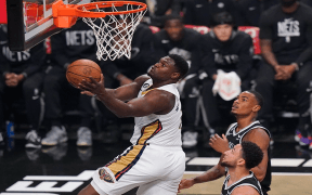 New Orleans Pelicans Înving Milwaukee Bucks cu 107-100 într-un Meci Strâns din NBA