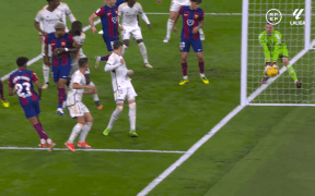 Controverse în La Liga: Barcelona Înfrântă de Real Madrid cu Ajutorul VAR - Critici la Arbitraj