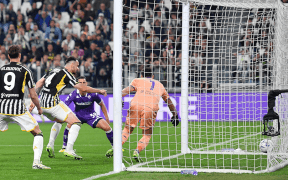 Juventus Învinge Fiorentina într-un Meci Plin de Tensiune: Gatti și Szczesny, Eroii Serii