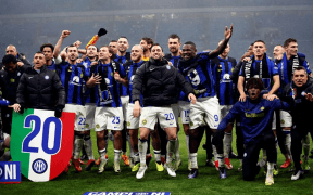 Inter Câștigă Titlul de Campioană în Serie A într-un 'Derby Della Madonnina' de Vis