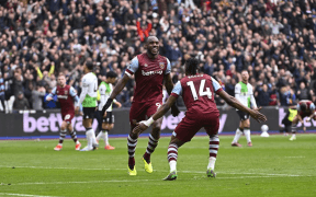 Liverpool, În Derapaj: West Ham Își Asigură un Punct Prețios în Bătălia pentru Europa