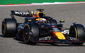 Verstappen Domină în Primele Antrenamente Libere la Marele Premiu al Japoniei
