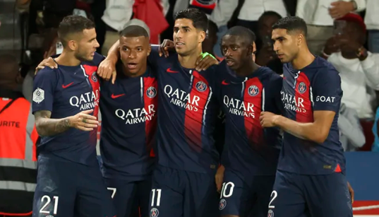 Paris Saint-Germain Cucerește Titlul în Ligue 1 într-un Sezon Dominant