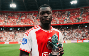 Atacantul Brobbey de la Ajax, Urmărit de Manchester United și Arsenal?