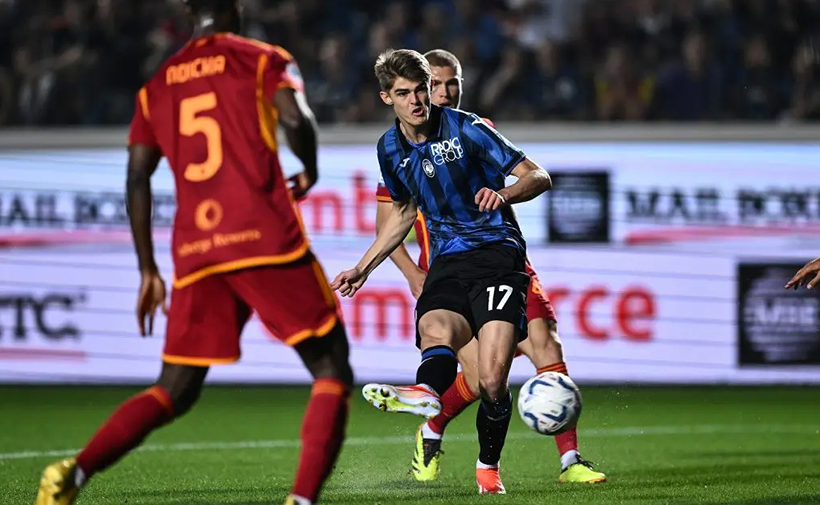 Serie A: Atalanta Învinge Roma cu O Dublă Reușită de Charles De Ketelaere