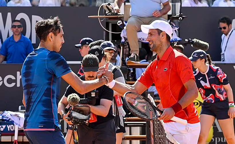 Surpriză Majoră la Italian Open: Outsider-ul Alejandro Tabilo Învinge Clar Supercampionul Novak Djokovic cu 6-2, 6-3