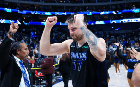 NBA: Luka Doncic Strălucește în Game 1 al Finalei Conferinței de Vest și Mavericks Înving Timberwolves