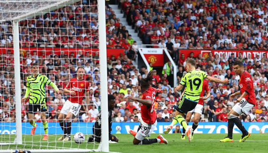 Arsenal Continuă Lupta pentru Titlu în Premier League după 1-0 cu Manchester United pe Old Trafford