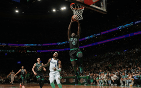 Finala NBA: Jrue Holiday Strălucește în Victoria Reușită de Boston Celtics în Meciul cu Dallas Mavericks