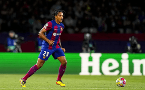 Barcelona Își Pregătește Transferurile: Jules Kounde pe Lista de Plecări