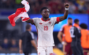 Barcelona Intră în Cursa pentru Alphonso Davies de la Bayern München