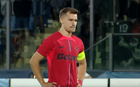 Victorie Categorică pentru FCSB în Preliminariile Ligii Campionilor: Antrenorul Charalambous Vrea Seriozitate și Concentrare