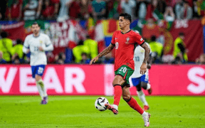 Barcelona În Dificultate: Impas în Transferul lui Joao Cancelo de la Manchester City