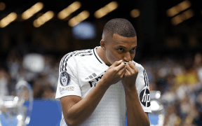 Kylian Mbappe Prezentat Oficial la Real Madrid: O Nouă Eră pentru Los Blancos