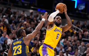 LeBron James Continuă la Los Angeles Lakers cu Un Contract de 104 Milioane de Dolari