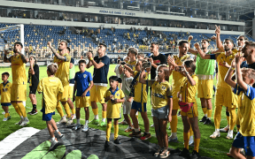 Derby de Tradiție în Superliga: Petrolul Triumfă în fața Rapidului într-un Meci Intens