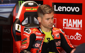Alvaro Bautista și Provocările Contractuale cu Aruba.it Racing: Viitorul Campionului Mondial în Superbike