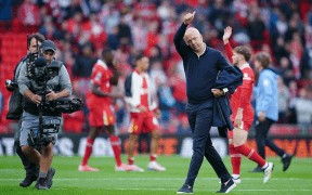 Arne Slot Debutează Triumfător la Liverpool: Victorie Clară Împotriva lui Brentford