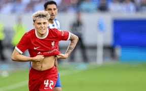 Liverpool Setează Prețul pentru Bobby Clark: Detalii și Interesul Ator Cluburi