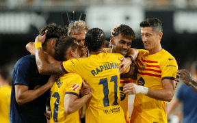 Lewandowski Salvează Barcelona cu O Dublă Strălucitoare la Valencia