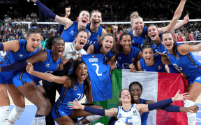 Italia Câștigă Finala Olimpică de Volei Feminin: Primul Său Aur Olimpic după O Victorie Zdrobitoare Împotriva SUA