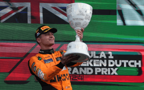 Lando Norris Domină Zandvoort: A Doua Victorie în Formula 1 și O Provocare pentru Max Verstappen