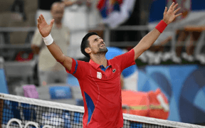 Tenis la Jocurile Olimpice Paris 2024: Djokovic Avansează în Prima Sa Finală Olimpică, Cehia Triumfă la Dublu Mixt și Swiatek Câștigă Medalia de Bronz
