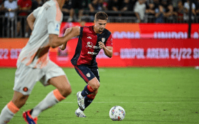 Cagliari Ține Piept Romei: Remiză Albă în Debutul Noului Sezon Serie A